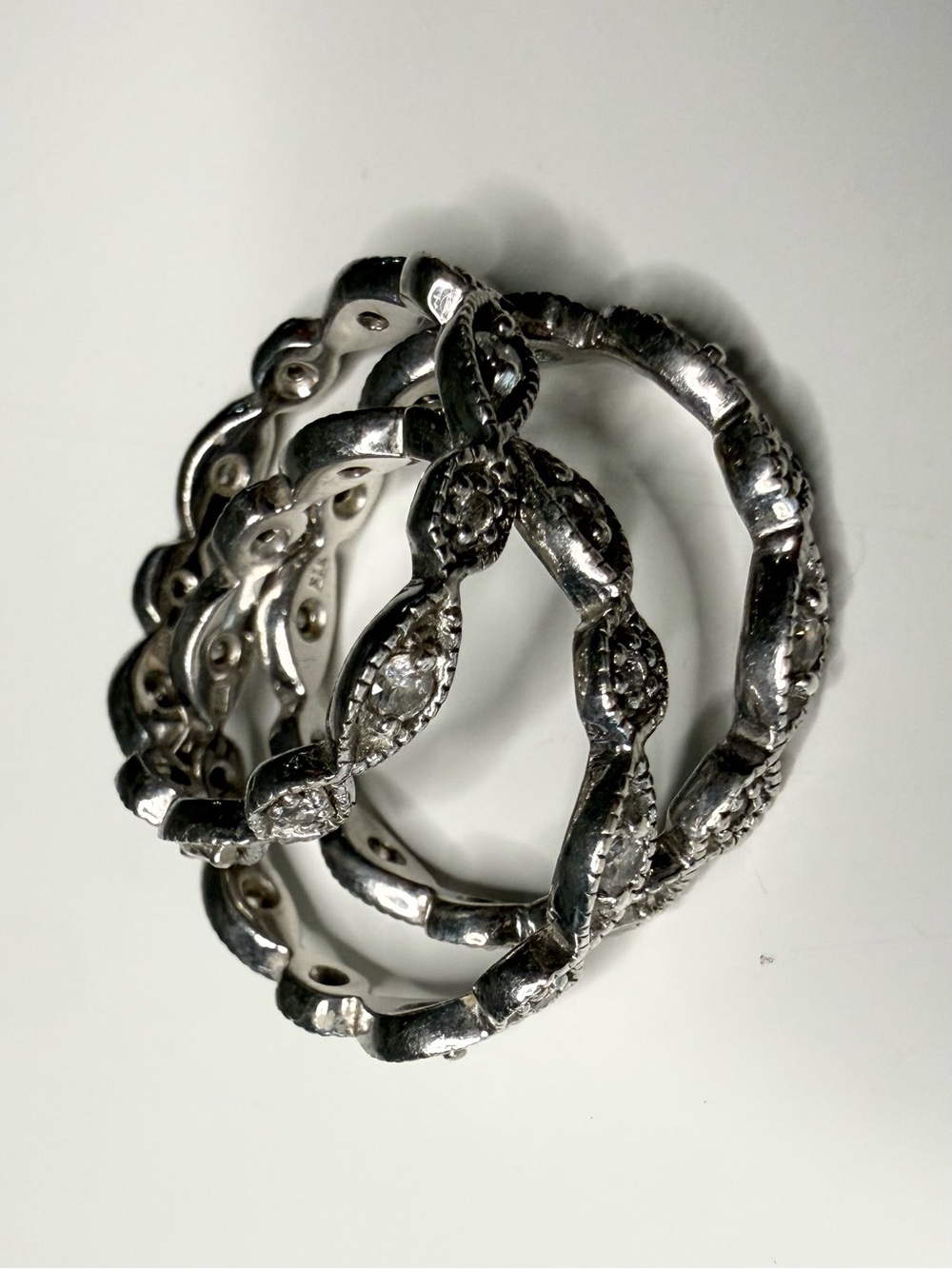 Sterling Silver Vintage-Inspired Milgrain Stackable 3 Ring Set - US 8 - Picture 2 of 4